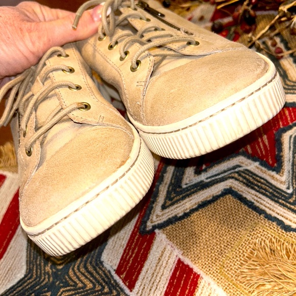 BORN Leather PALOMA Lace-Up SNEAKERS Size 9M D88037 Only worn 3X VERY GOOD SHAPE - Picture 6 of 11